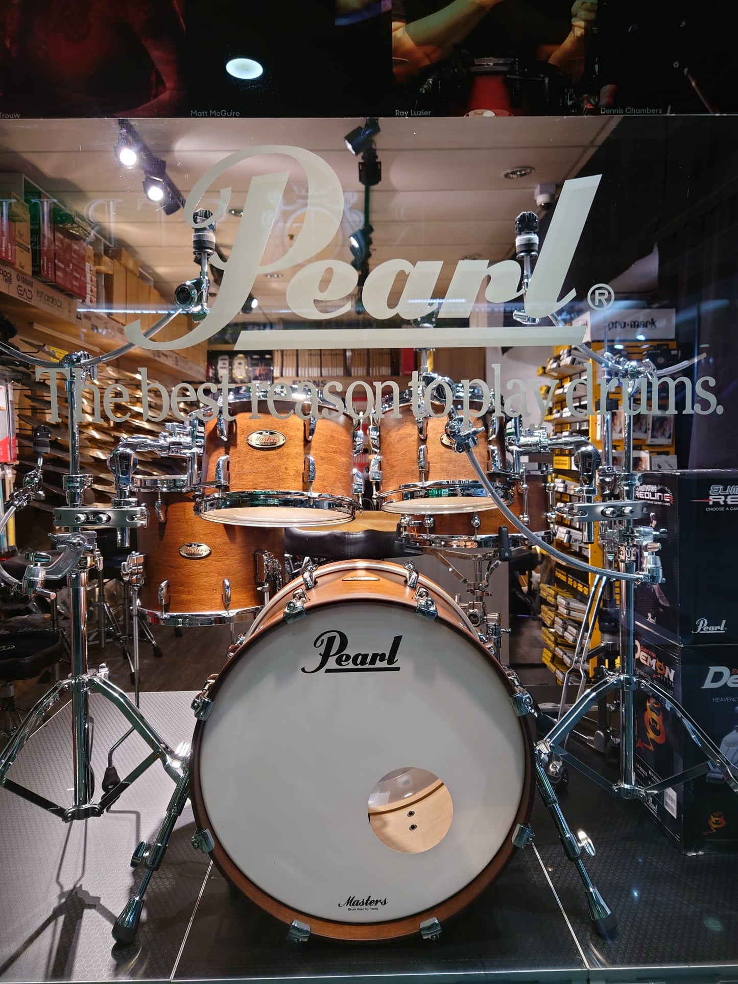 Pearl Drums Masters Maple Reserve in Matte Walnut (20" kick drum) MRV-5-Pc-Complete/C#201